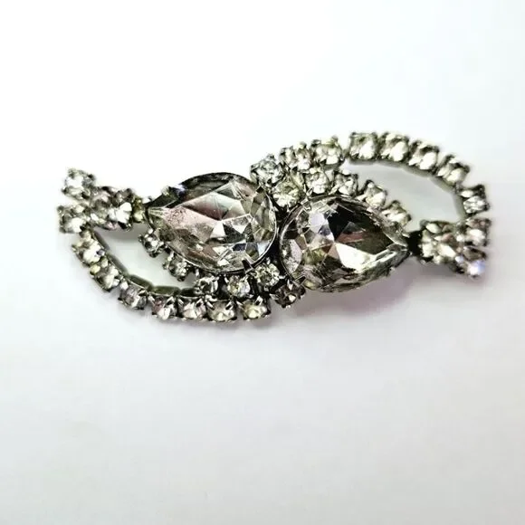 Vintage Large Icy Clear Rhinestone Openwork Prong Set Silver Tone Brooch Pin - Picture 1 of 9